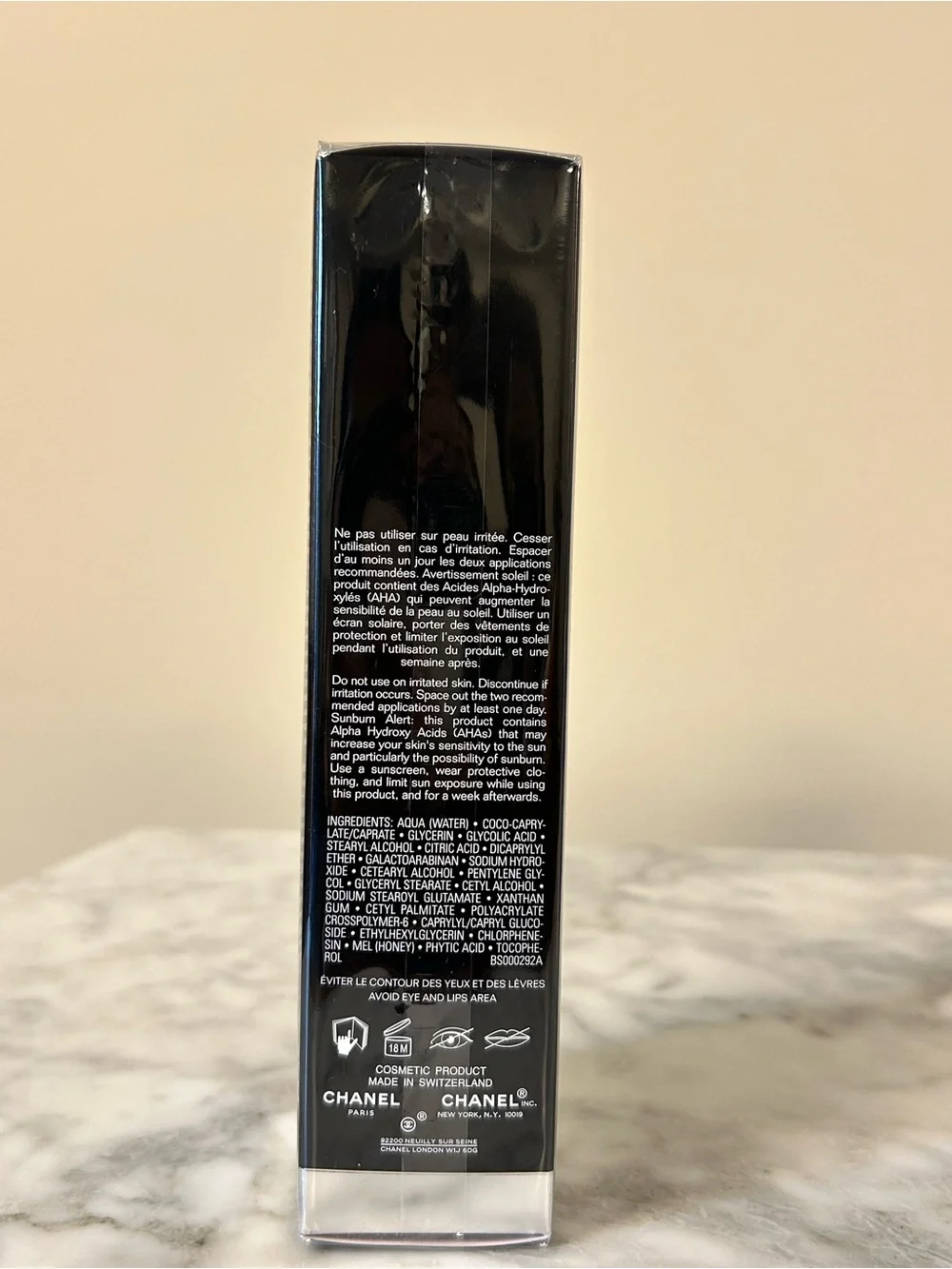 Le Lift Pro • Chanel • Retexturizing AHA Peel 100mL